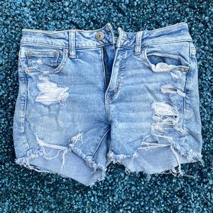 Women’s American eagle destroyed shorts